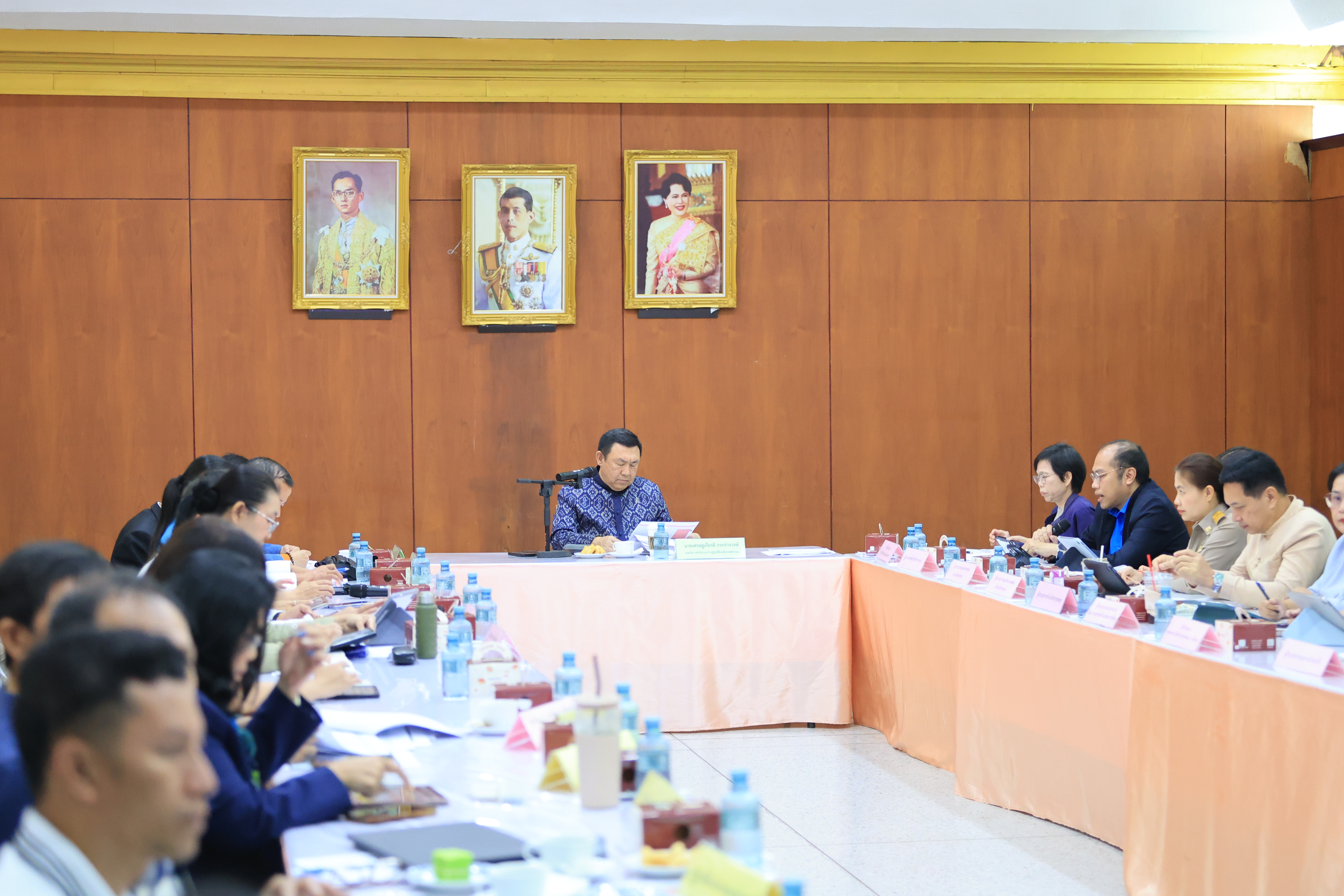 title - ส.ป.ก. ประชุมคณะทำงานติดตามเร่งรัดการใช้จ่ายเงินงบประมาณประจำปีงบประมาณ พ.ศ. 2569 สำนักงานการปฏิรูปที่ดินเพื่อเกษตรกรรม ครั้งที่ 5/2569 